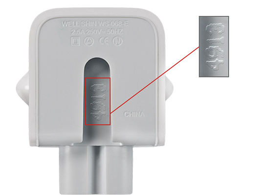 Betroffener Netzteilstecker – Details